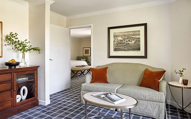 1 Bedroom Suite
