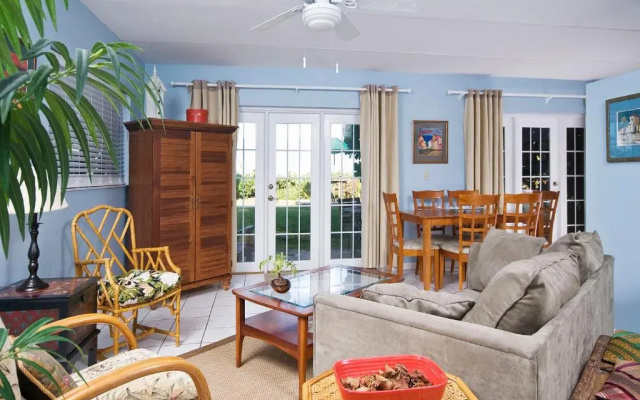 1 Bedroom Apartment with ocean view