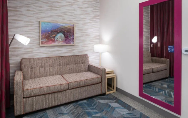Quadruple Suite