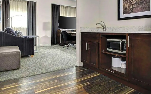 Studio with city view