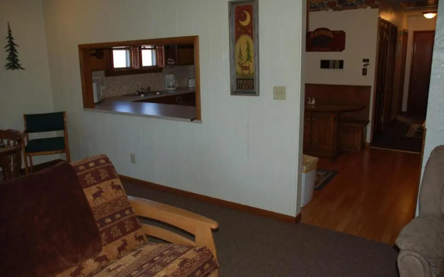 3 Bedrooms Cottage