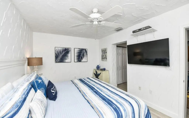 2 Bedrooms Villa
