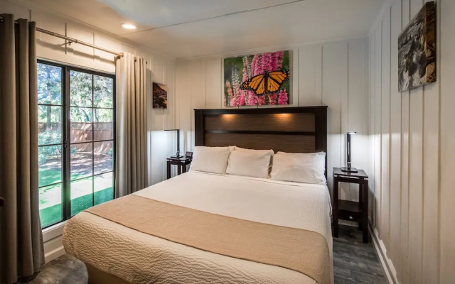 5 Bedrooms Standard Cottage