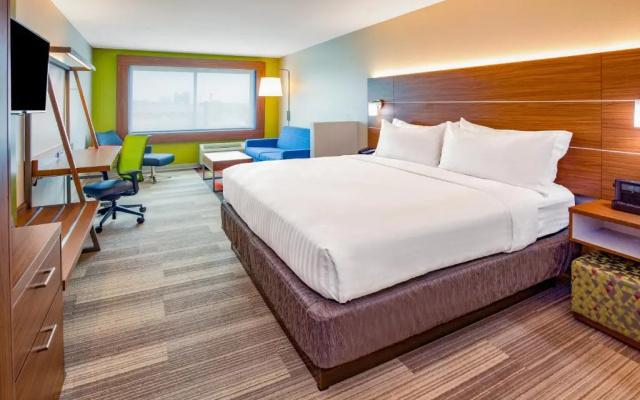 1 Bedroom Suite
