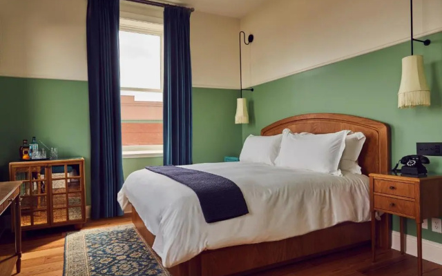 River Double room