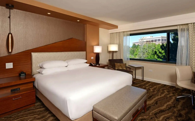 Standard Double room with golf view