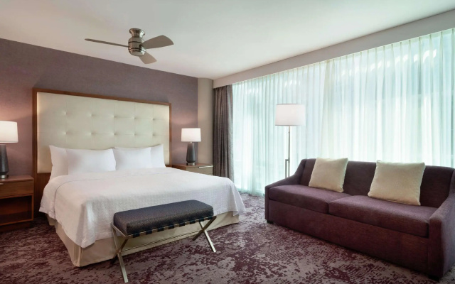 Double Studio suite