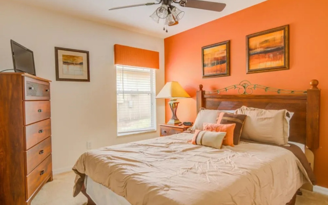 4 Bedrooms Cottage