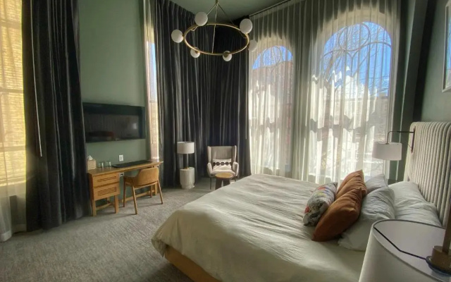 Superior Suite