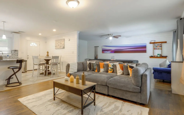 3 Bedrooms Cottage with balcony