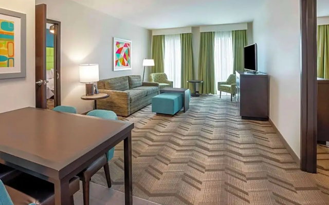 2 Bedrooms Sextuple Suite