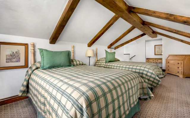 1 Bedroom Suite