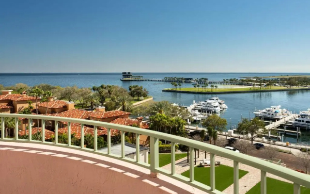Premium Double Suite with balcony and with bay view