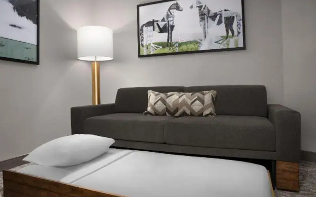 Quadruple Suite