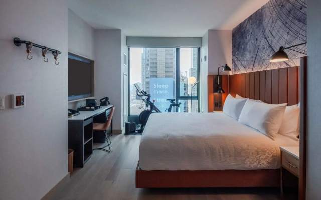 Peloton Wellness Double room Times Square View
