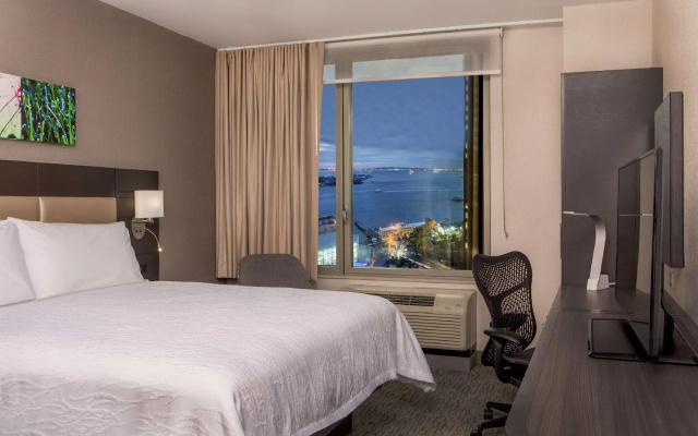 Standard Double room with water view