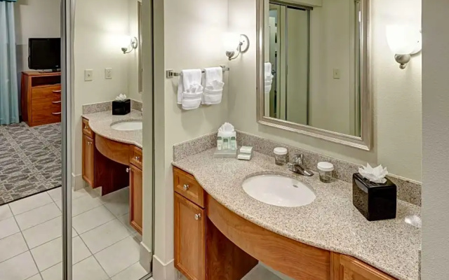 Sextuple Suite
