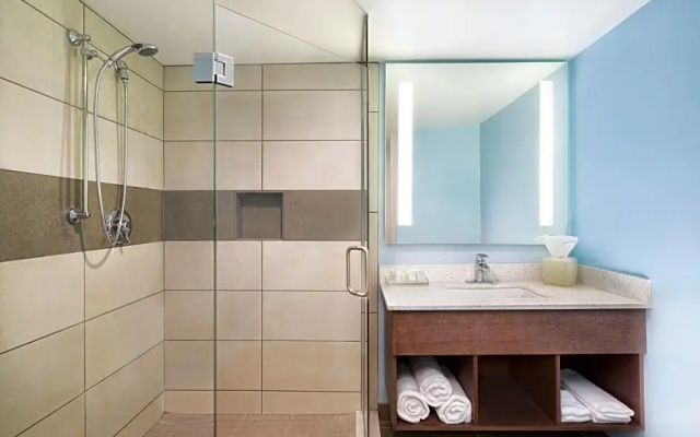 1 Bedroom Quadruple Suite