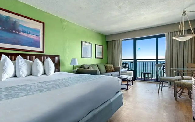 1 Bedroom Quadruple Suite oceanfront