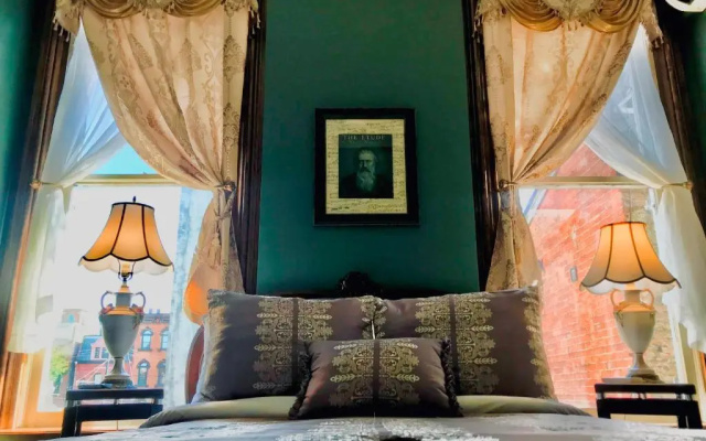 Standard Suite
