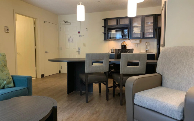1 Bedroom Double Suite