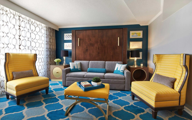 1 Bedroom Suite with city view