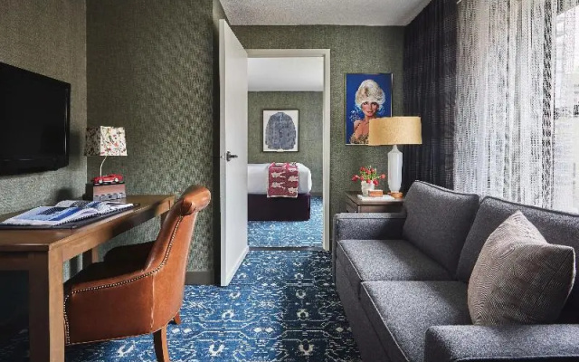 2 Bedrooms Suite