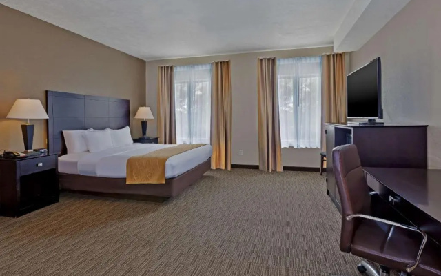 Deluxe Double Suite