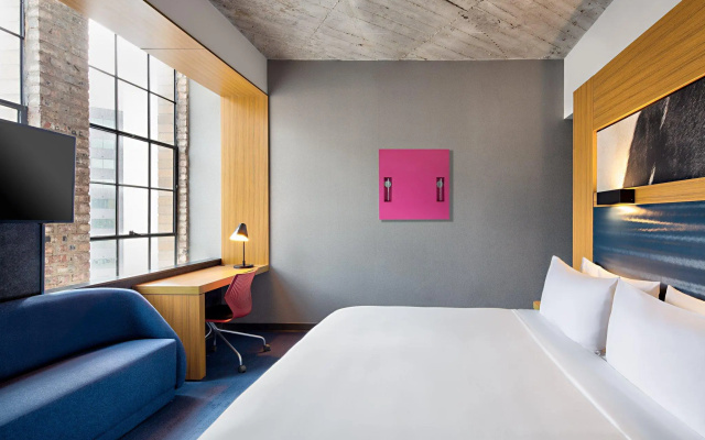 Aloft Double room