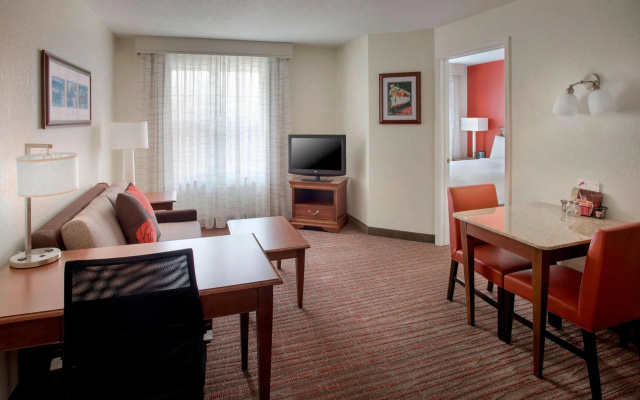 2 Bedrooms Double Suite