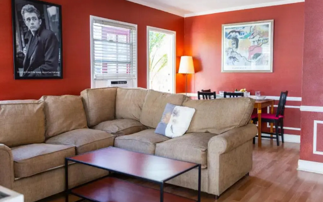 1 Bedroom Apartment with balcony