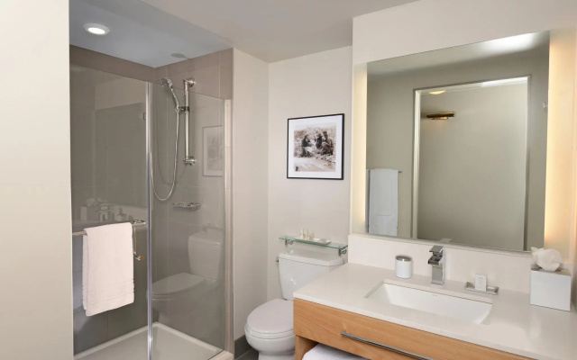 Standard Double room with city view