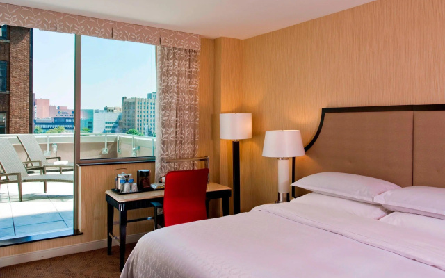 Guest Double room with city view