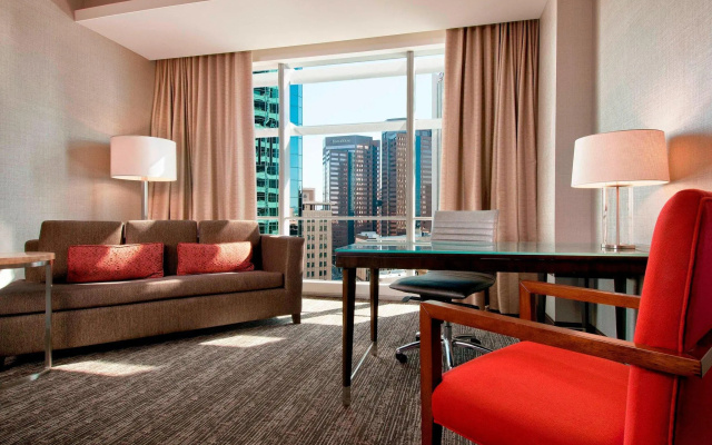 Deluxe Double room with city view