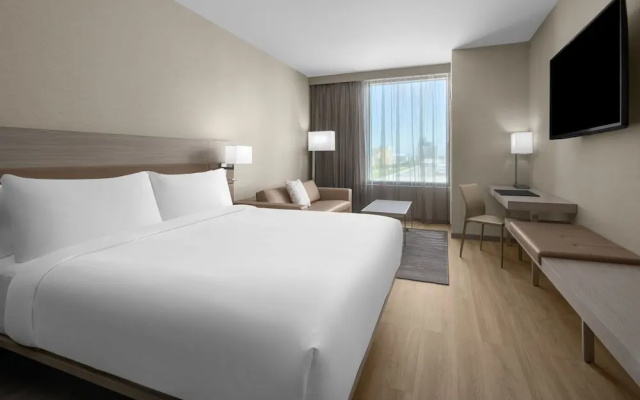 Double room with pool view