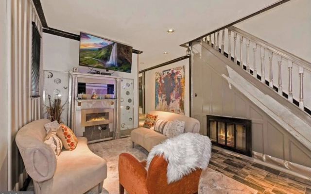 4 Bedrooms Cottage