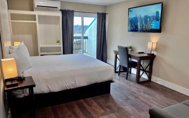 Standard room with balcony