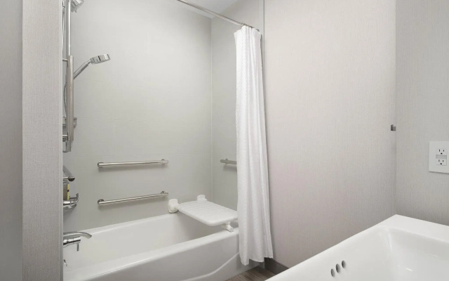 1 Bedroom Double Suite