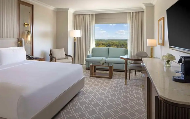 Deluxe room with golf view