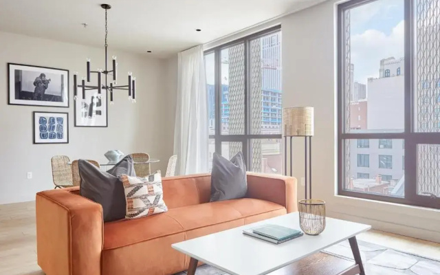 2 Bedrooms Apartment