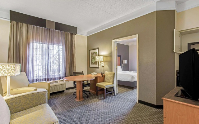 1 Bedroom Double Suite