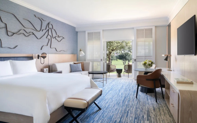 Double Villa Suite with balcony and with golf view