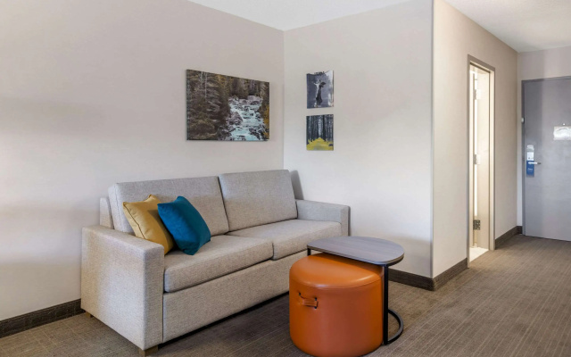 Double Suite