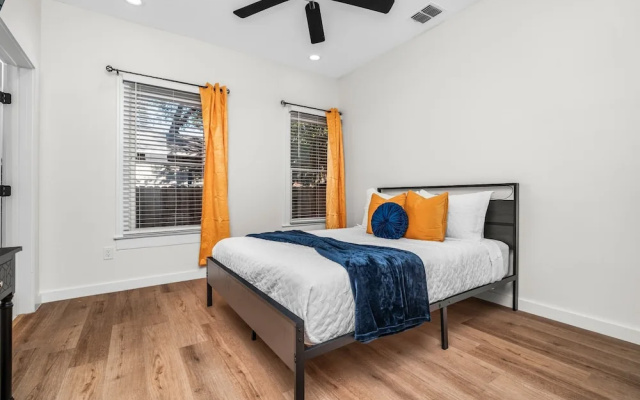 4 Bedrooms Cottage