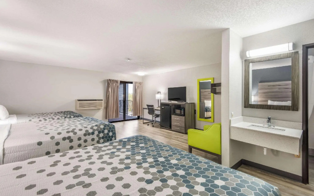 Sextuple Suite