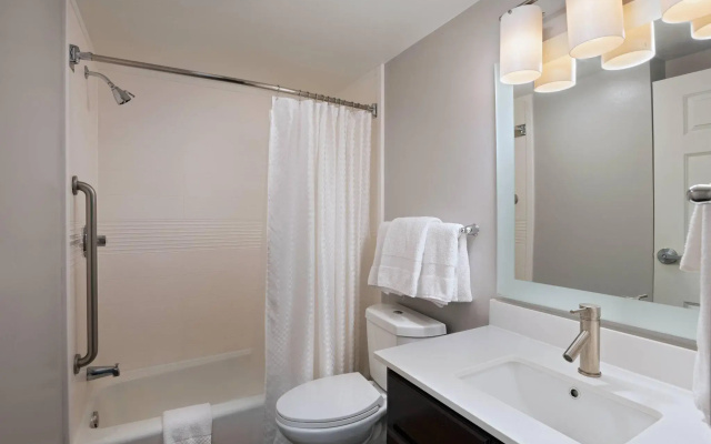 2 Bedrooms Suite