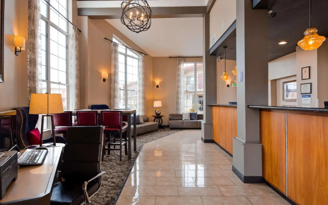 Double Suite