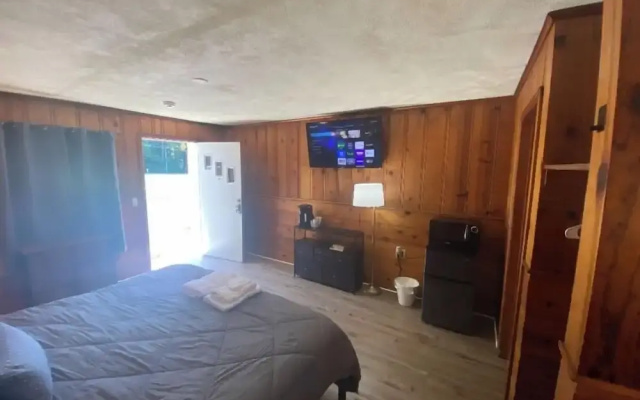 Economy room