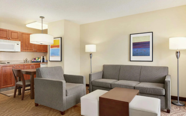Premium Double Studio with water view
