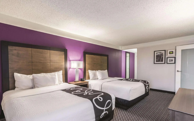 1 Bedroom Quadruple Suite